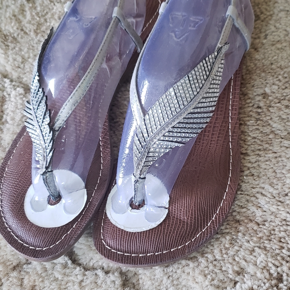 Feather sandals NWOT